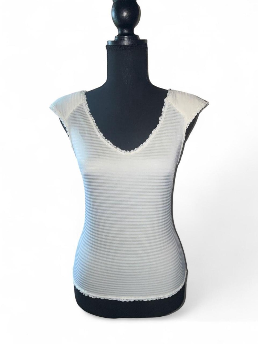 Vanity Fair White Ribbed Lace-Trim Camisole